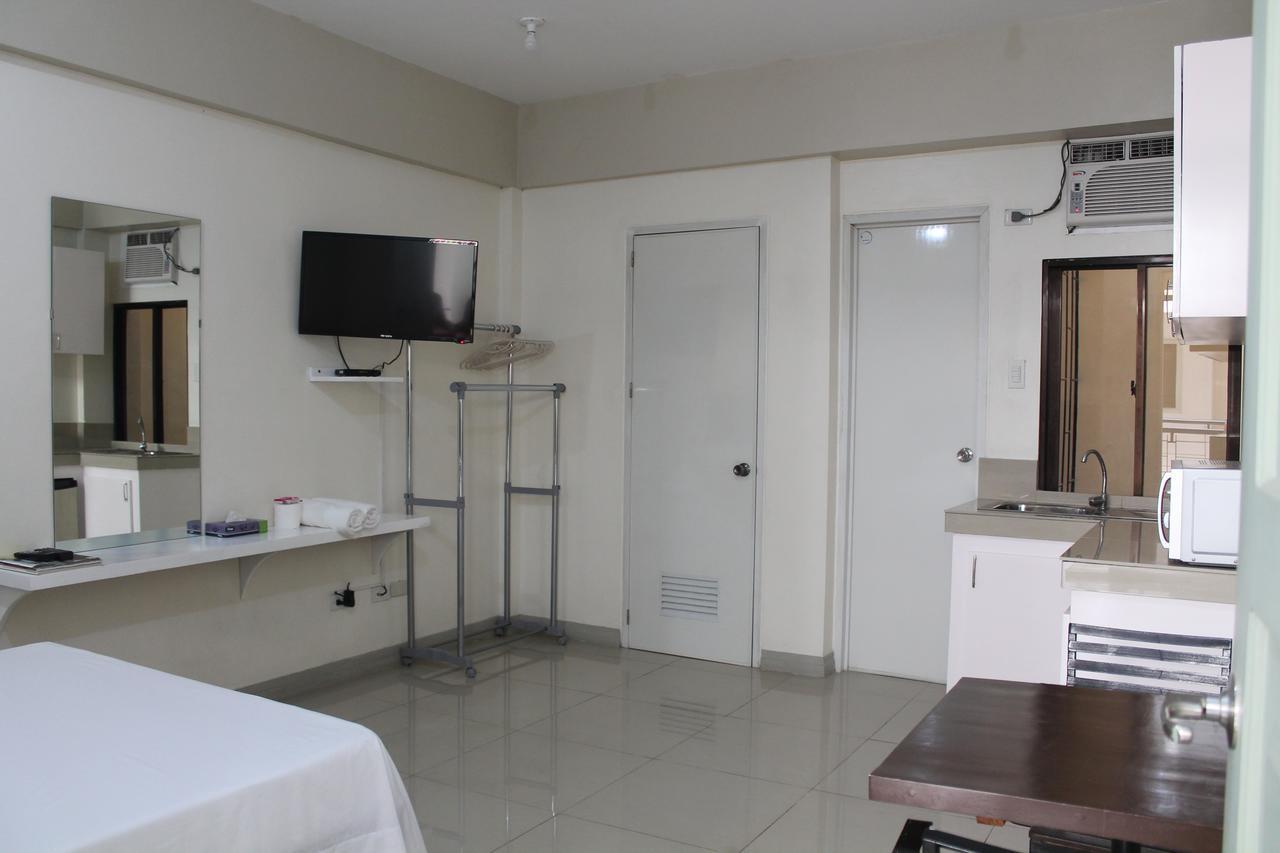 Residencia San Vicente - Pasay -Budget Hotel Manille Extérieur photo