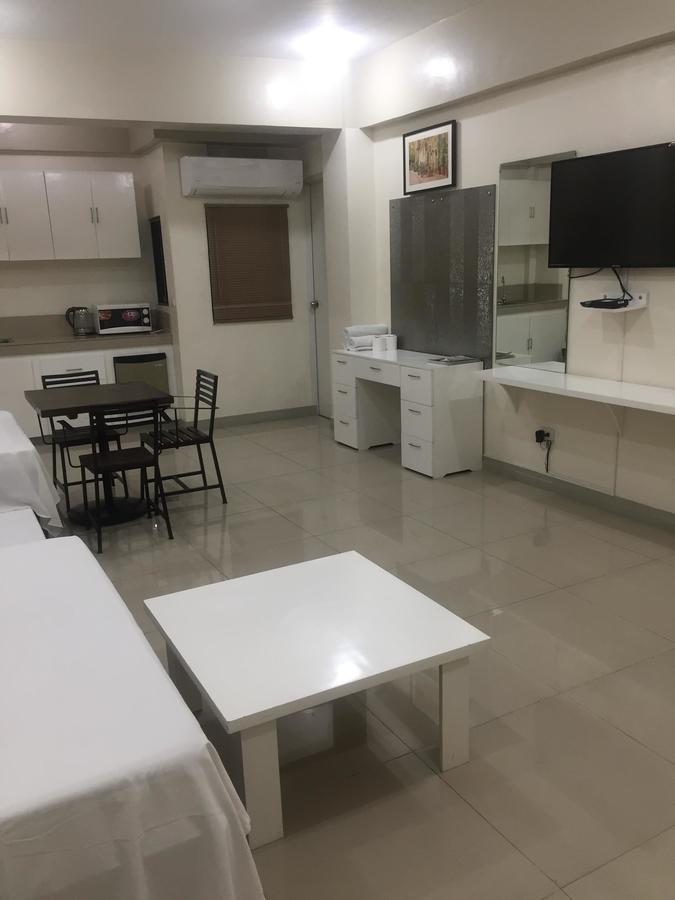 Residencia San Vicente - Pasay -Budget Hotel Manille Extérieur photo